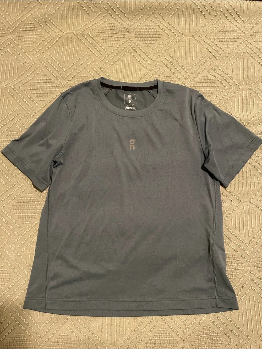 On Running Women's Trail-T Short Sleeve Tee - gray